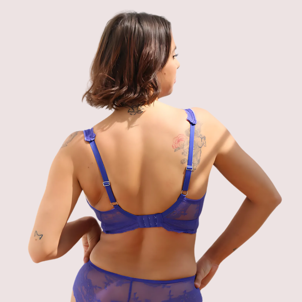 Luxury French Lace Bralette Gift Set – French Daina Collection Snazzyway